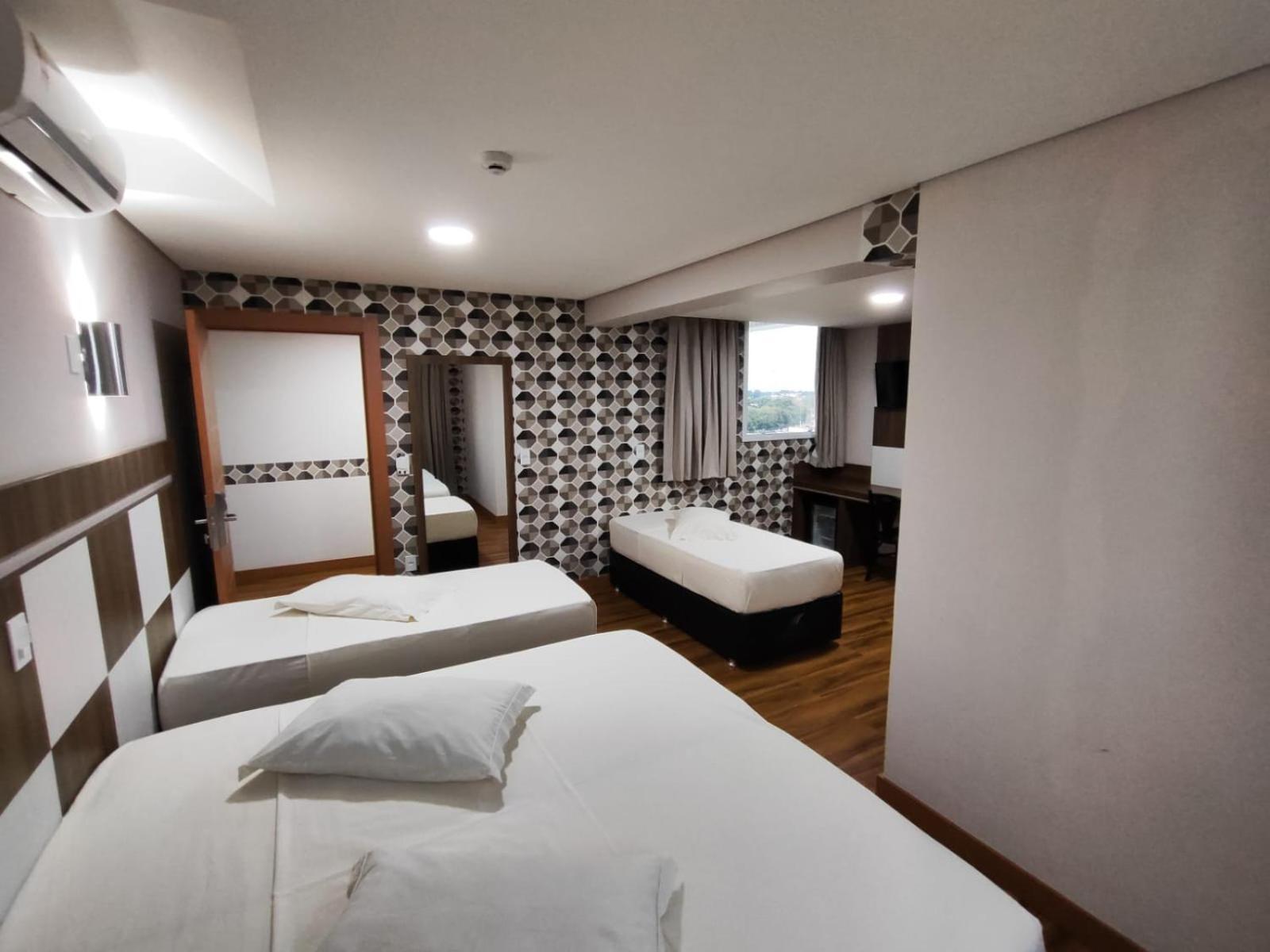 Hotel Maestro Executive Toledo Толедо Экстерьер фото