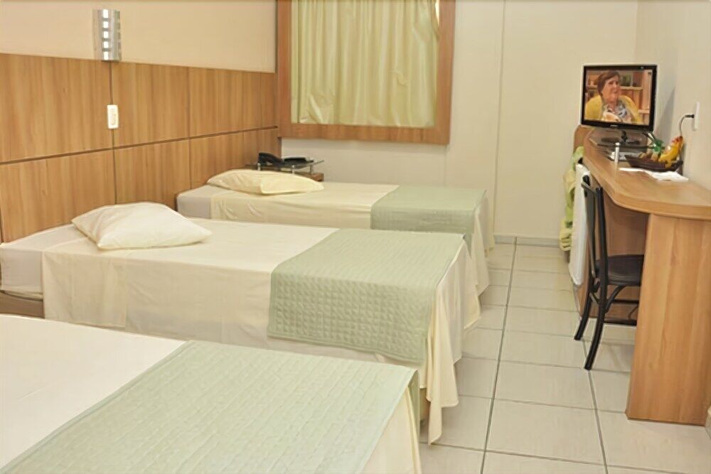 Hotel Maestro Executive Toledo Толедо Экстерьер фото